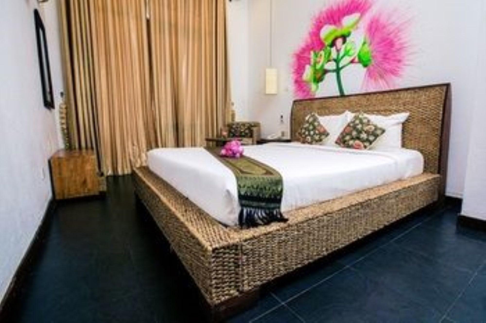 Hotel Monsoon Riverside 4*