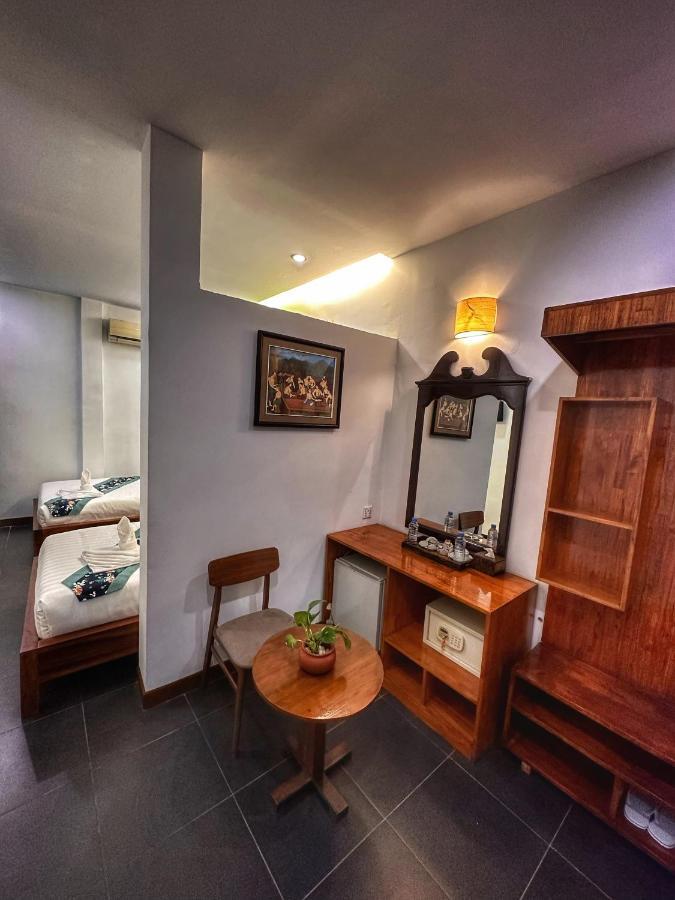 Monsoon Riverside 4* Phnom Penh