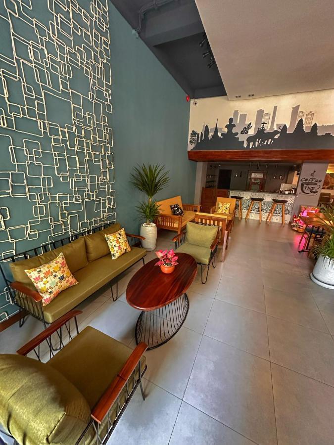 Hotel Monsoon Riverside