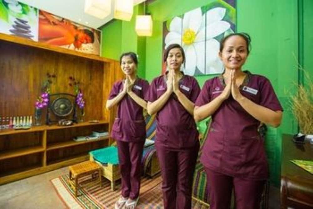 Hotel Monsoon Riverside Phnom Penh